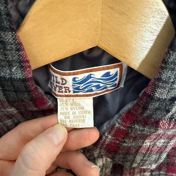 VTG Wild River Wool Shirt Men’s Plaid Gray Red Made in Korea Shacket Sz L - Picture 8 of 13